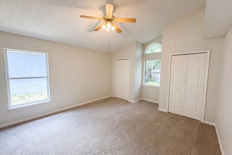 Photo 12 of 20 of 114 Pamala Ct, Sanford, FL
