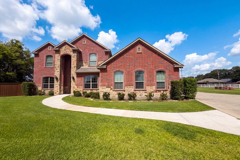 Photo 19 of 25 of 8580 Cedar Creek Ln, Greenville, TX
