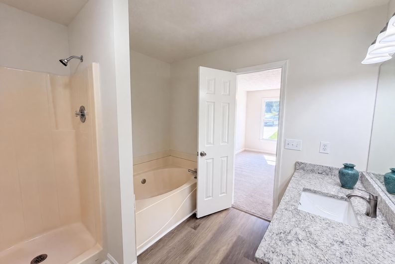 Photo 14 of 20 of 806 Ruswood Rd, Winder, GA
