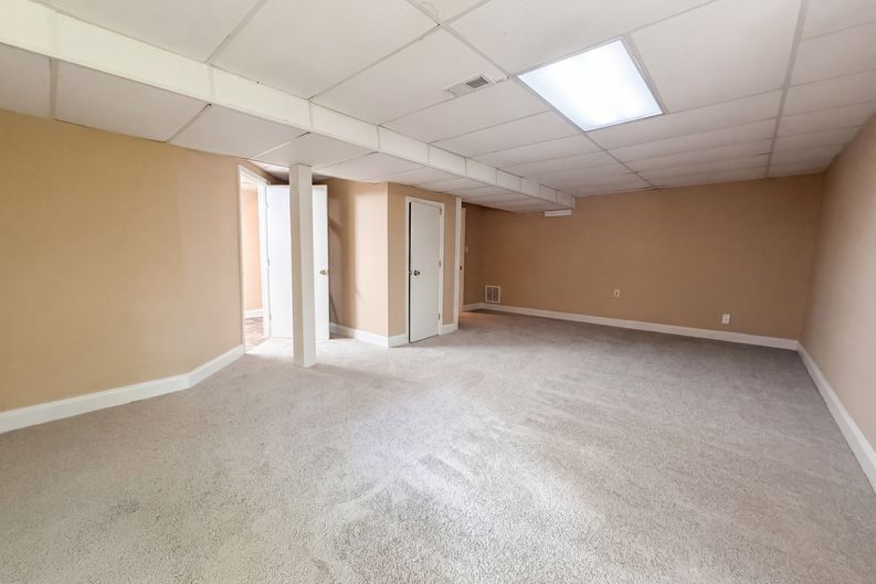 Photo 16 of 21 of 2813 Wood Dr NE, Center Point, AL