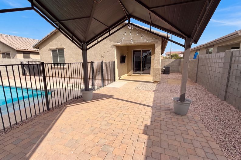 Photo 22 of 27 of 18175 W Carlota Ln, Surprise, AZ