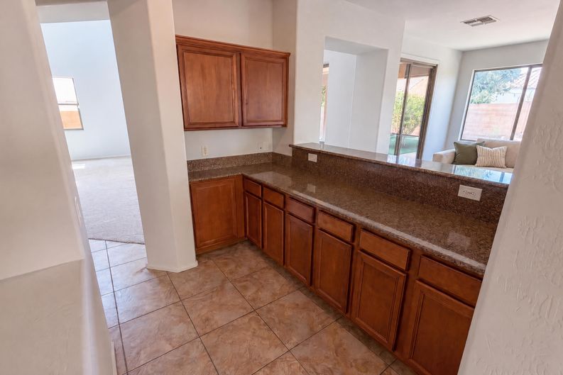Photo 18 of 47 of 17641 W Valentine St, Surprise, AZ