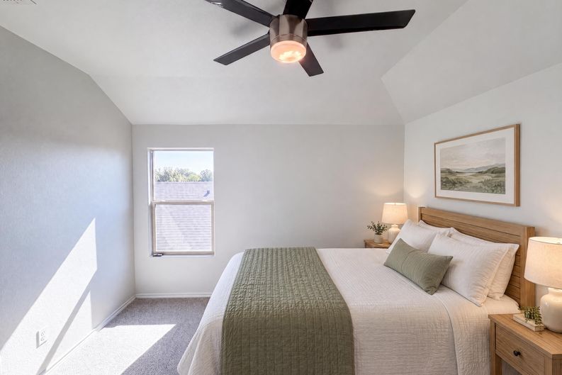 Photo 19 of 28 of 625 River Rock Dr, Azle, TX