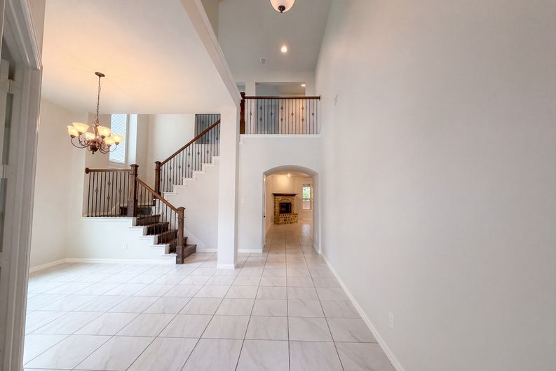 Photo 17 of 39 of 9332 Kaitlyn Ct, Lantana, TX