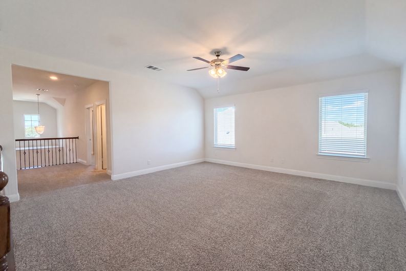 Photo 10 of 26 of 2929 Log Cabin Dr, Celina, TX
