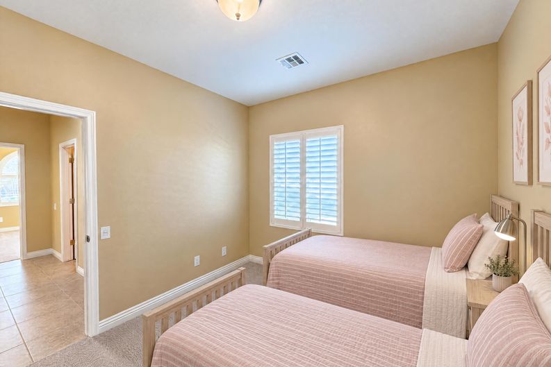 Photo 13 of 23 of 2825 Lochbroom Way, Henderson, NV