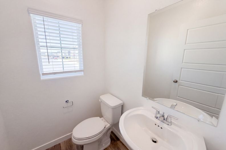 Photo 8 of 18 of 3267 Carambola Ave, Clovis, CA