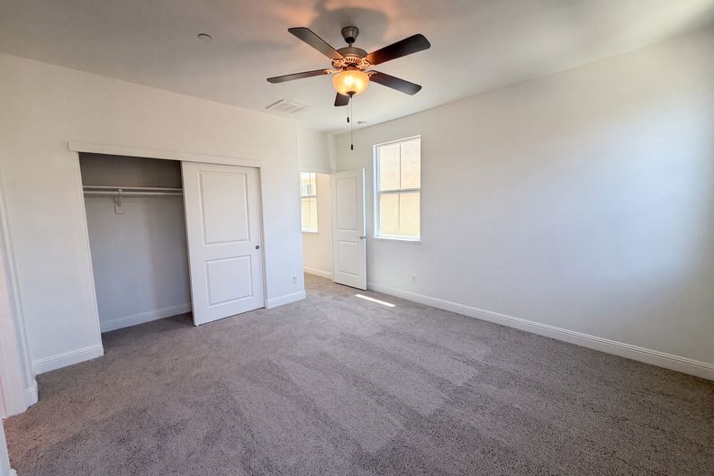 Photo 17 of 30 of 10801 Portico Cir, Rancho Cordova, CA