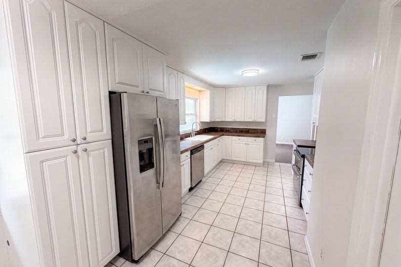 Photo 11 of 29 of 963 Sequoia Dr, Winter Springs, FL