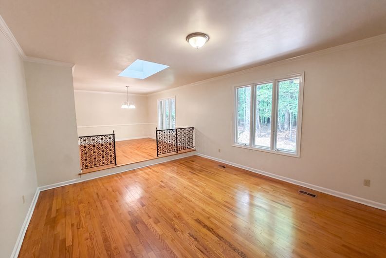 Photo 3 of 18 of 204 Boulder Bluff Trl, Chapel Hill, NC