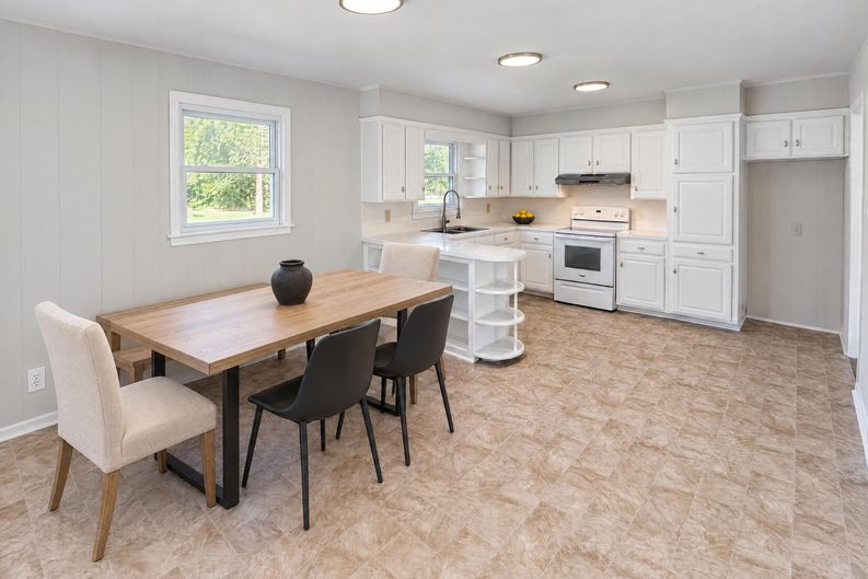 Photo 6 of 17 of 2138 Reeves Rd, Lancaster, SC