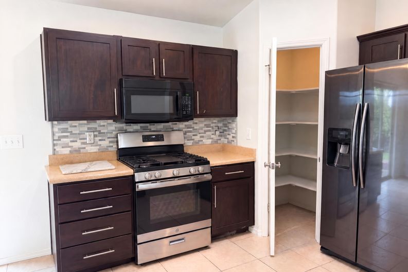 Photo 11 of 26 of 8177 E Jacque Dr, Prescott Valley, AZ