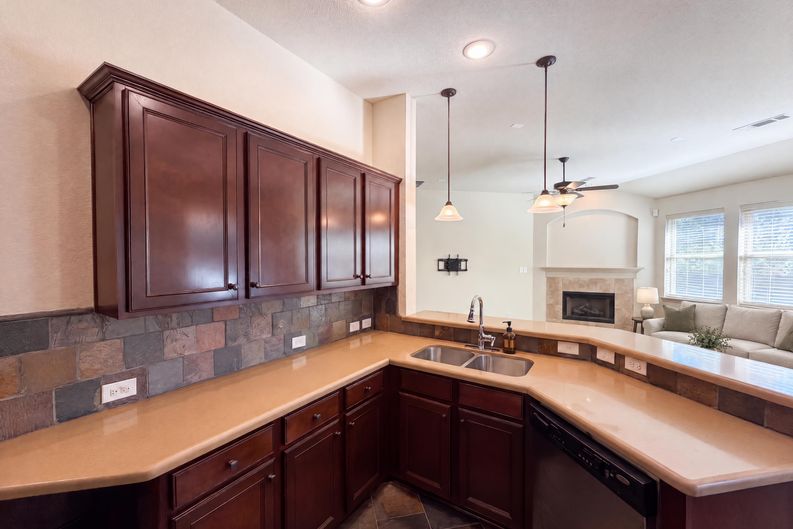 Photo 6 of 29 of 8152 Black Sumac Dr, Fort Worth, TX