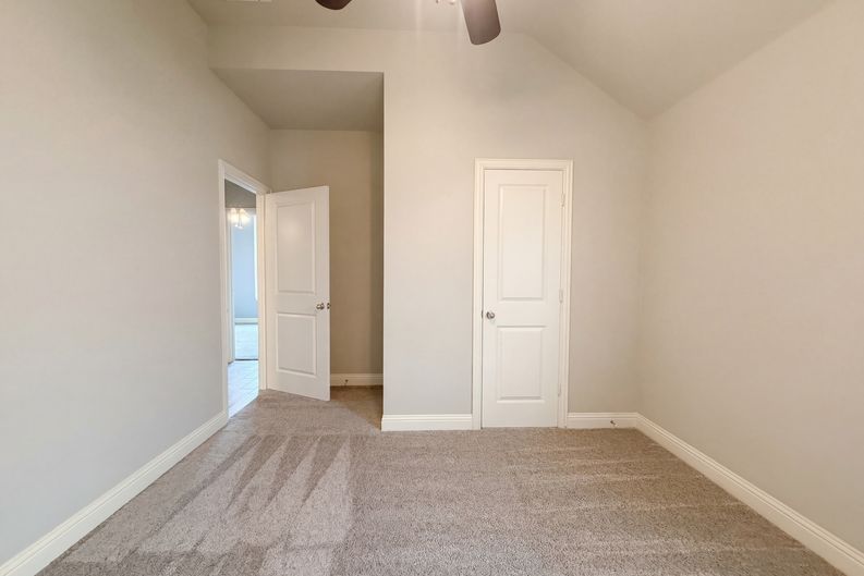 Photo 16 of 19 of 2613 Oak Blossom Dr, McKinney, TX