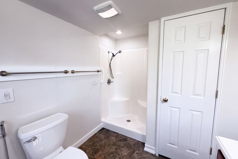 Photo 12 of 23 of 328 Kimbrough Rd, Clarksville, TN