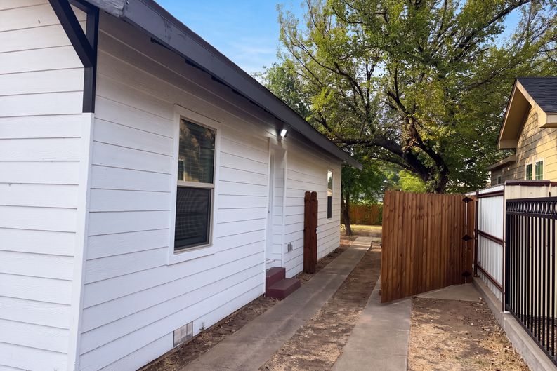Photo 41 of 45 of 1903 Elizabeth Ave, Wichita Falls, TX