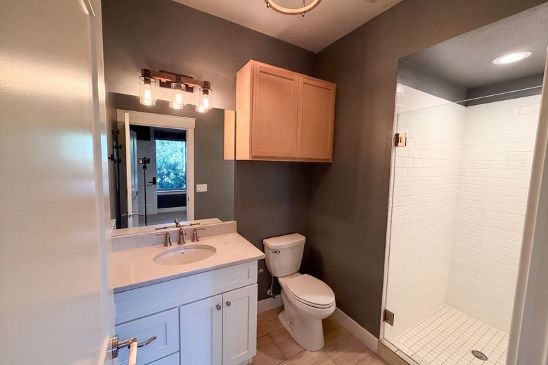 Photo 12 of 24 of 10452 S Sage Canal Way, Sandy, UT
