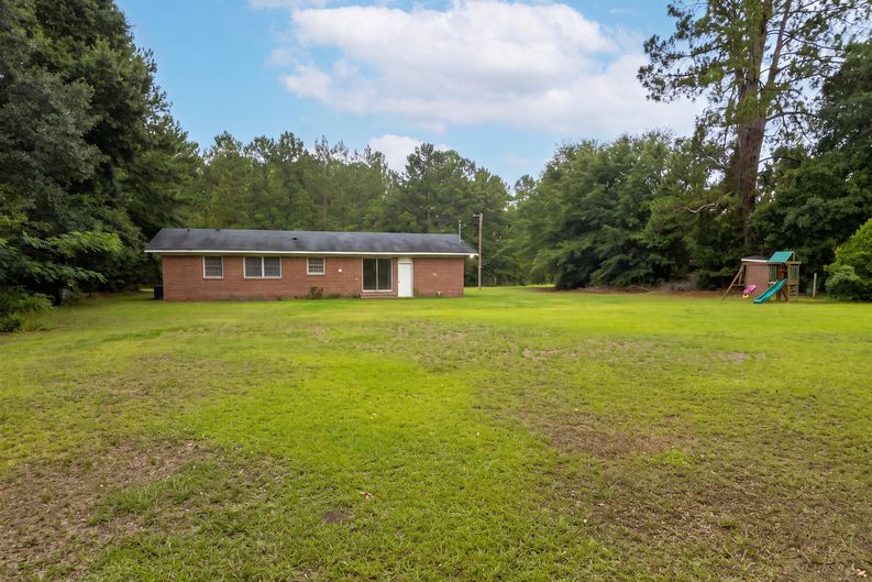 Photo 5 of 19 of 15 Altman Rd, Hampton, SC