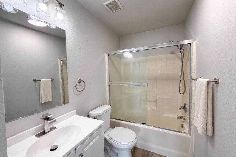 Photo 26 of 31 of 2155 Watercourse St, Stockton, CA