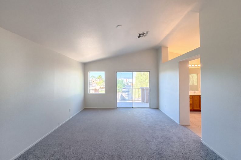 Photo 4 of 22 of 5083 Sagelyn St, Las Vegas, NV