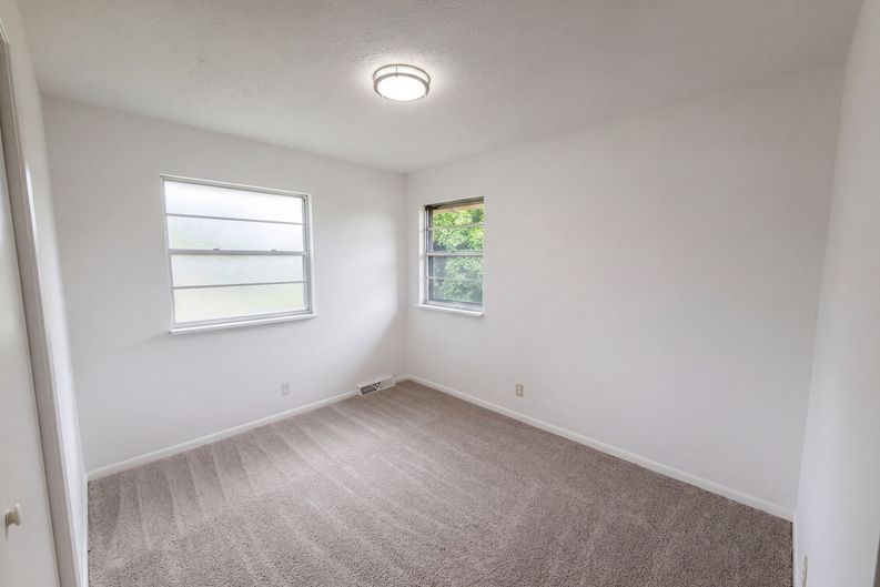 Photo 19 of 29 of 508 Bromley Ln, Knoxville, TN