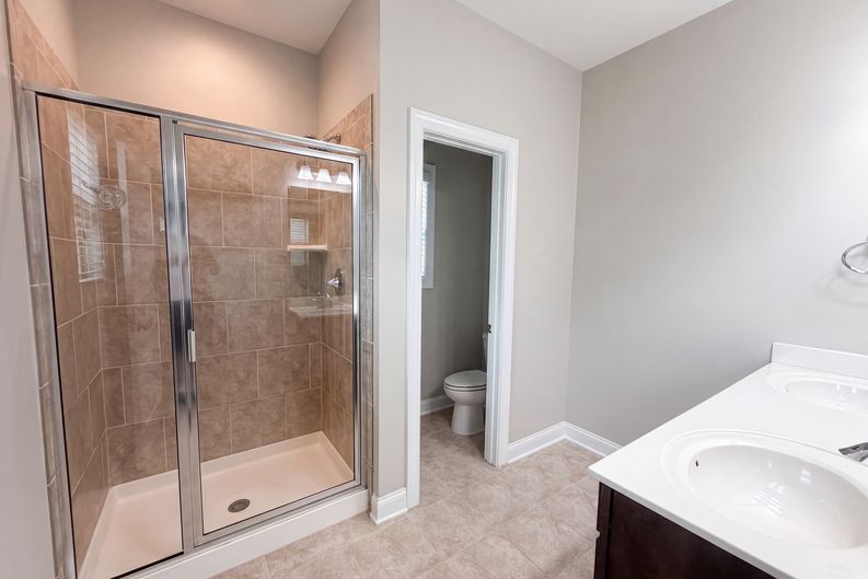 Photo 13 of 16 of 109 Belle Plain Dr, Morrisville, NC