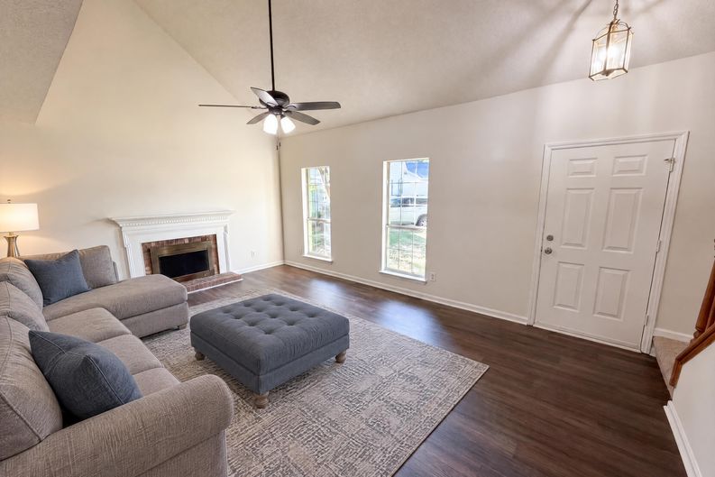 Photo 11 of 24 of 4720 Topsail Ct, Charlotte, NC