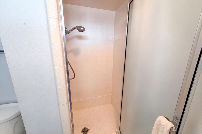 Photo 17 of 23 of 41219 Tava Ln, Hemet, CA