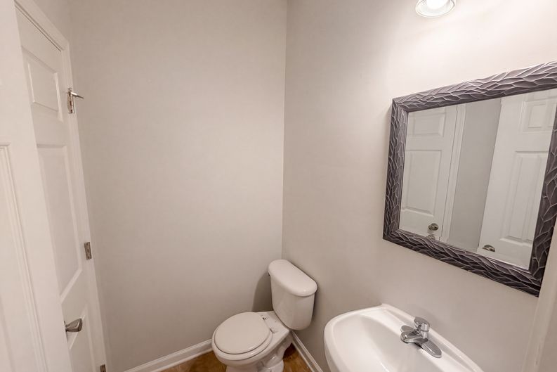 Photo 14 of 20 of 7553 Rutgers Cir, Fairburn, GA