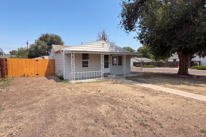 Photo 17 of 20 of 1298 S Perry St, Denver, CO