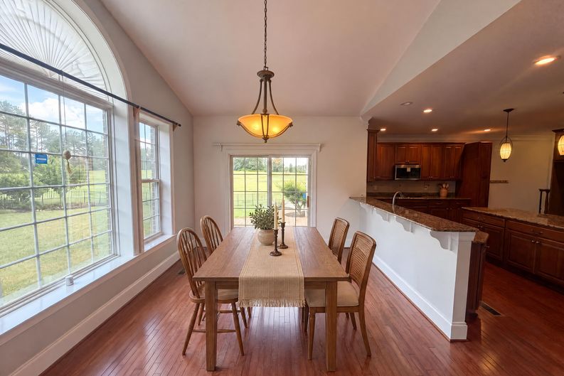 Photo 14 of 33 of 7791 Newhaven Dr, Oak Ridge, NC