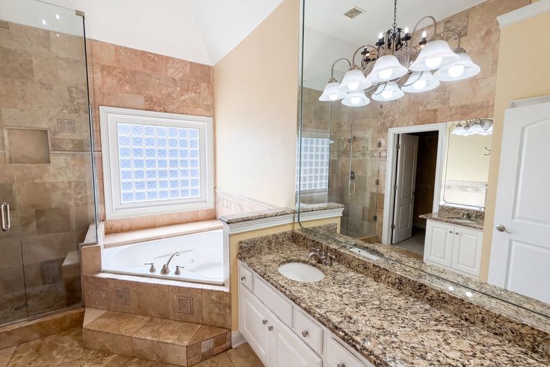 Photo 6 of 64 of 207 Cagle Ct, McDonough, GA