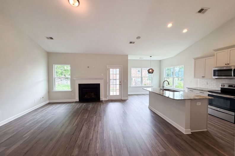 Photo 11 of 24 of 345 Hollow Cove Rd, Chapin, SC