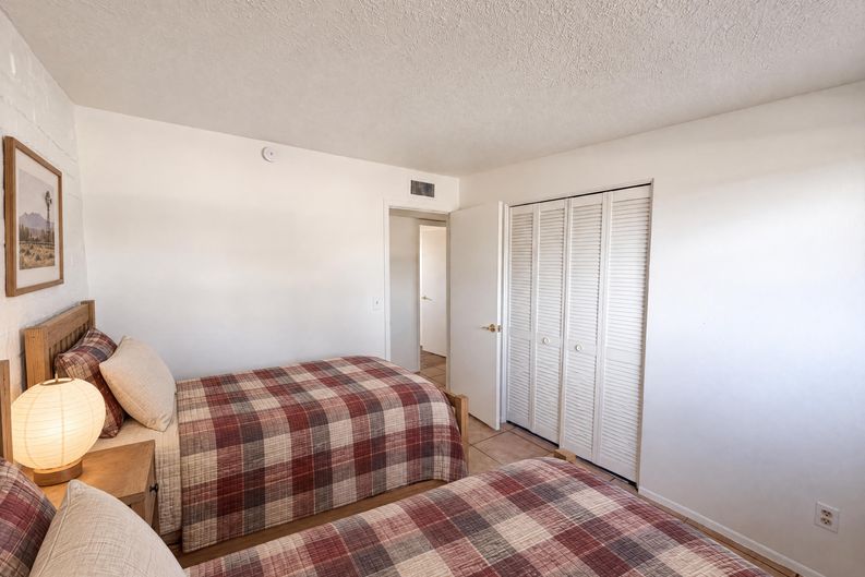 Photo 10 of 19 of 4425 S Silver Beech Ave, Tucson, AZ