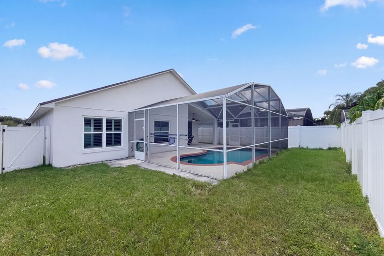 Photo 5 of 28 of 4615 Eaglet Ln, Kissimmee, FL