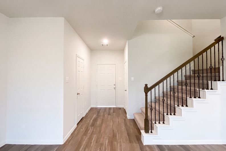 Photo 6 of 21 of 404 Camino Bay Dr, Katy, TX