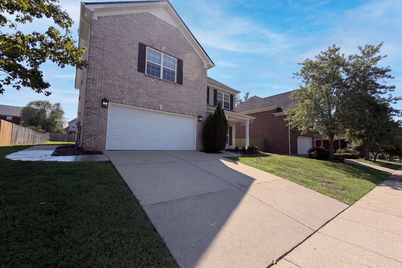 Photo 25 of 29 of 3010 Feradach Ln, Spring Hill, TN