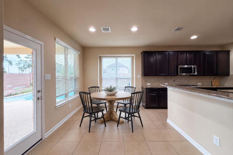 Photo 31 of 40 of 9003 Newcroft Ct, Tomball, TX