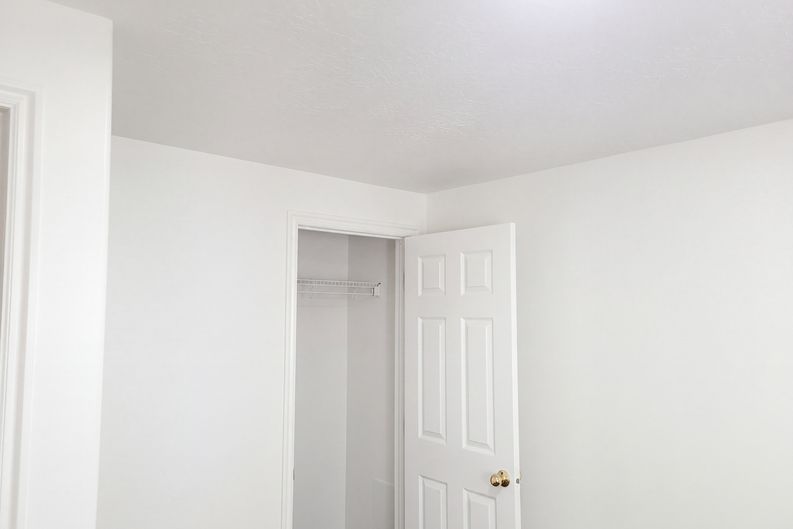 Photo 10 of 23 of 476 S 1500 E, Pleasant Grove, UT
