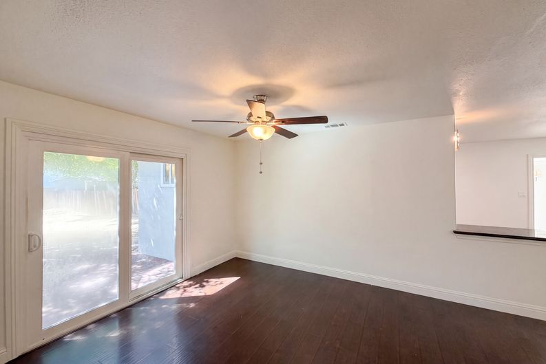 Photo 6 of 30 of 209 Bryan Ave, Roseville, CA