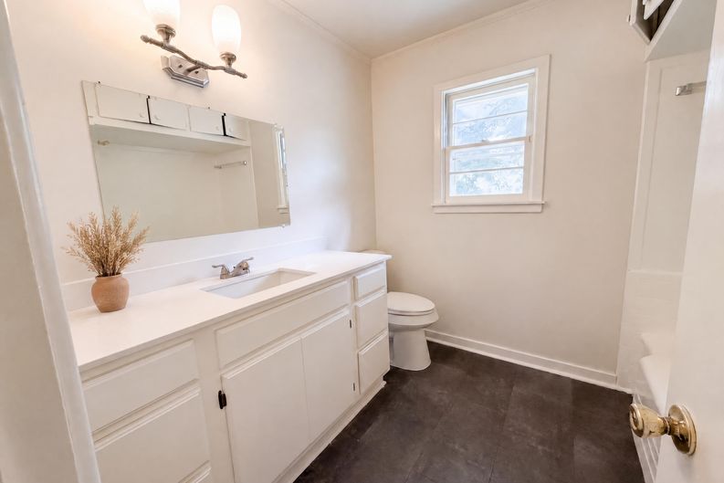 Photo 11 of 19 of 11212 Stuart St, Brownsboro, TX