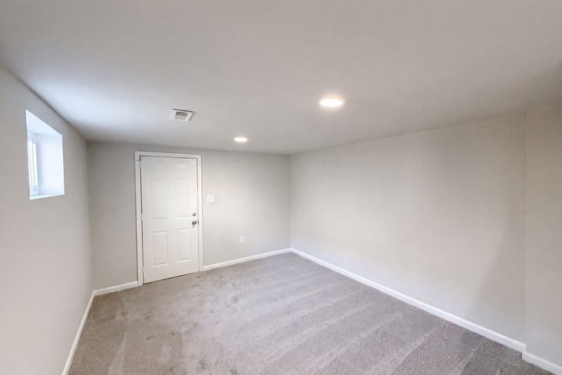 Photo 13 of 22 of 4313 Urn St, Capitol Heights, MD