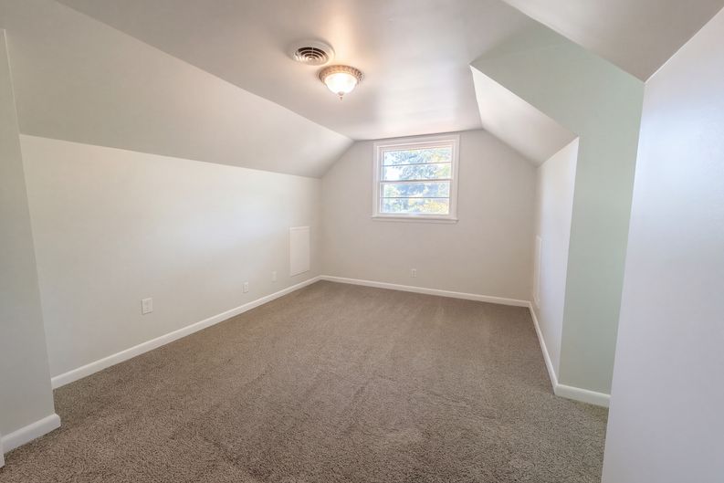 Photo 12 of 23 of 561 Augusta Dr, Hermitage, TN