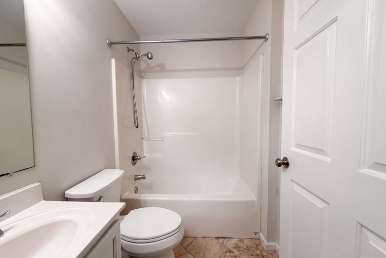 Photo 6 of 16 of 2513 Lindbergh St, Durham, NC