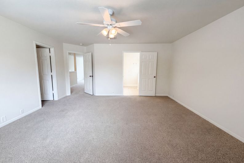 Photo 16 of 23 of 11918 Sonora Springs Dr, Tomball, TX