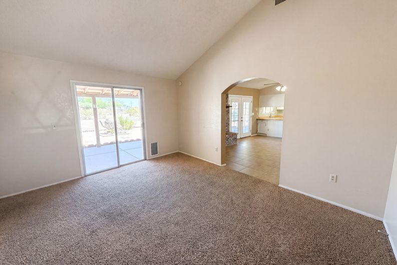 Photo 8 of 39 of 2035 S 227th Ave, Buckeye, AZ