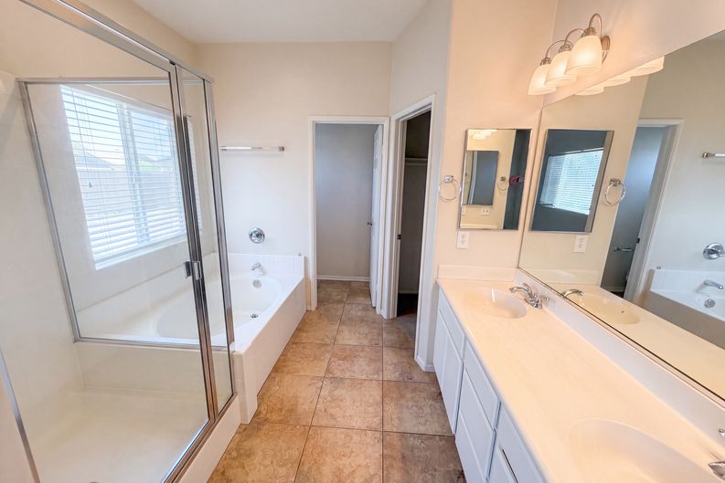 Photo 13 of 24 of 4519 Kalpesh Ct, Hemet, CA