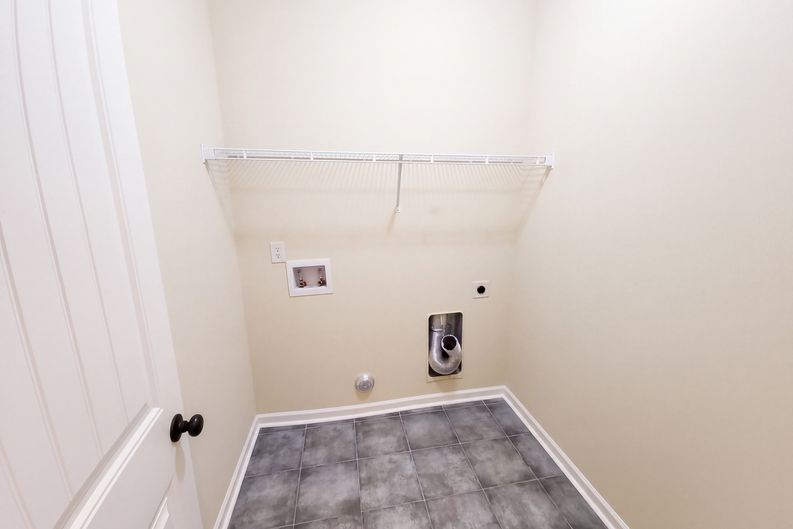 Photo 18 of 22 of 3107 Rosewalk Dr, Moody, AL