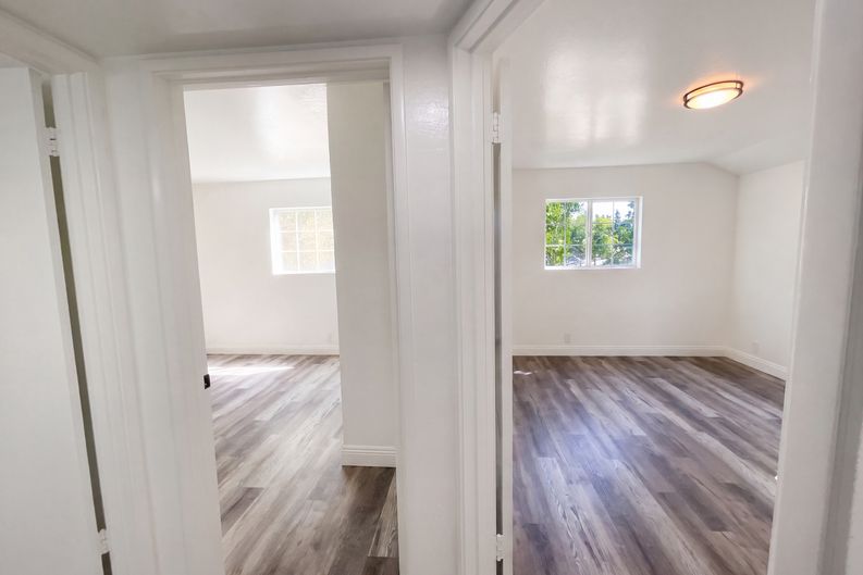 Photo 11 of 27 of 6150 Parkoaks Dr, Citrus Heights, CA