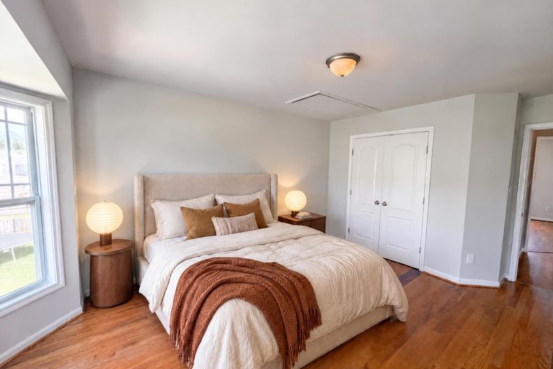 Photo 9 of 16 of 4034 Patriot Ridge Ct, Raleigh, NC
